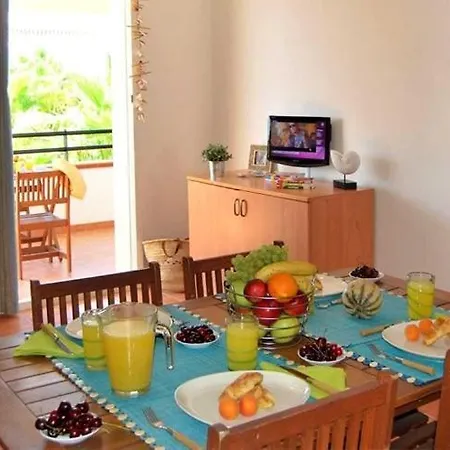 Hébergement de vacances Sleeps 2 Pool Wifi T805897 *